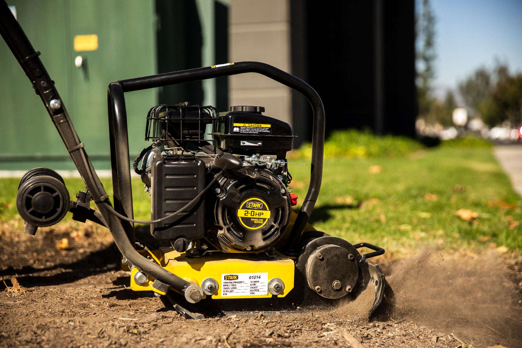 Compaction Walk Behind Stark USA 2HP Walk Behind 5200VPM Plate Compactor 79cc 2000lb